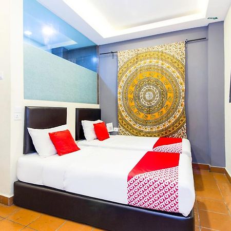 קואלה לומפור Oyo 90429 Hotel Narasindo מראה חיצוני תמונה